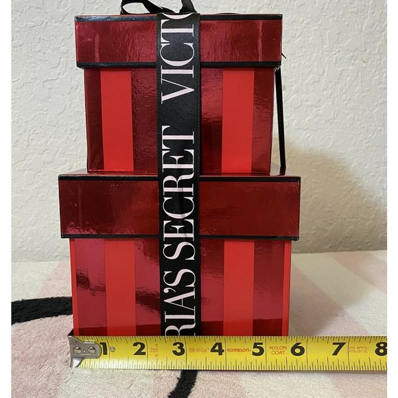 VS Collectible Display Present Boxes Store Prop - Picture 13 of 13